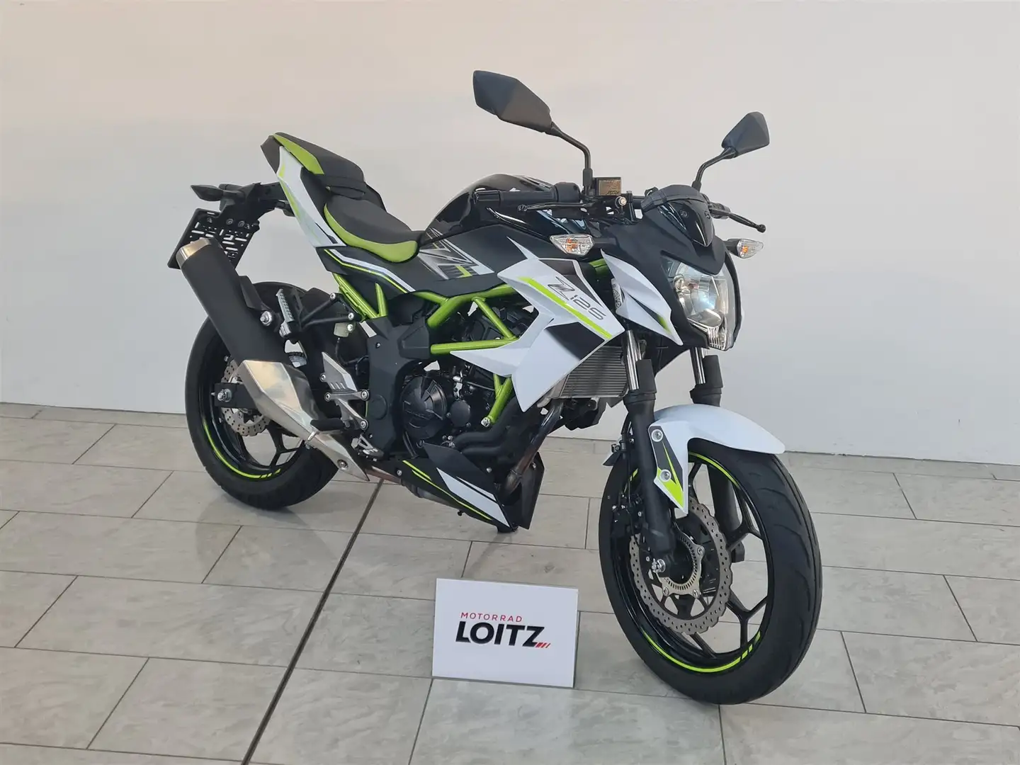 Kawasaki Z 125 Schwarz - 1