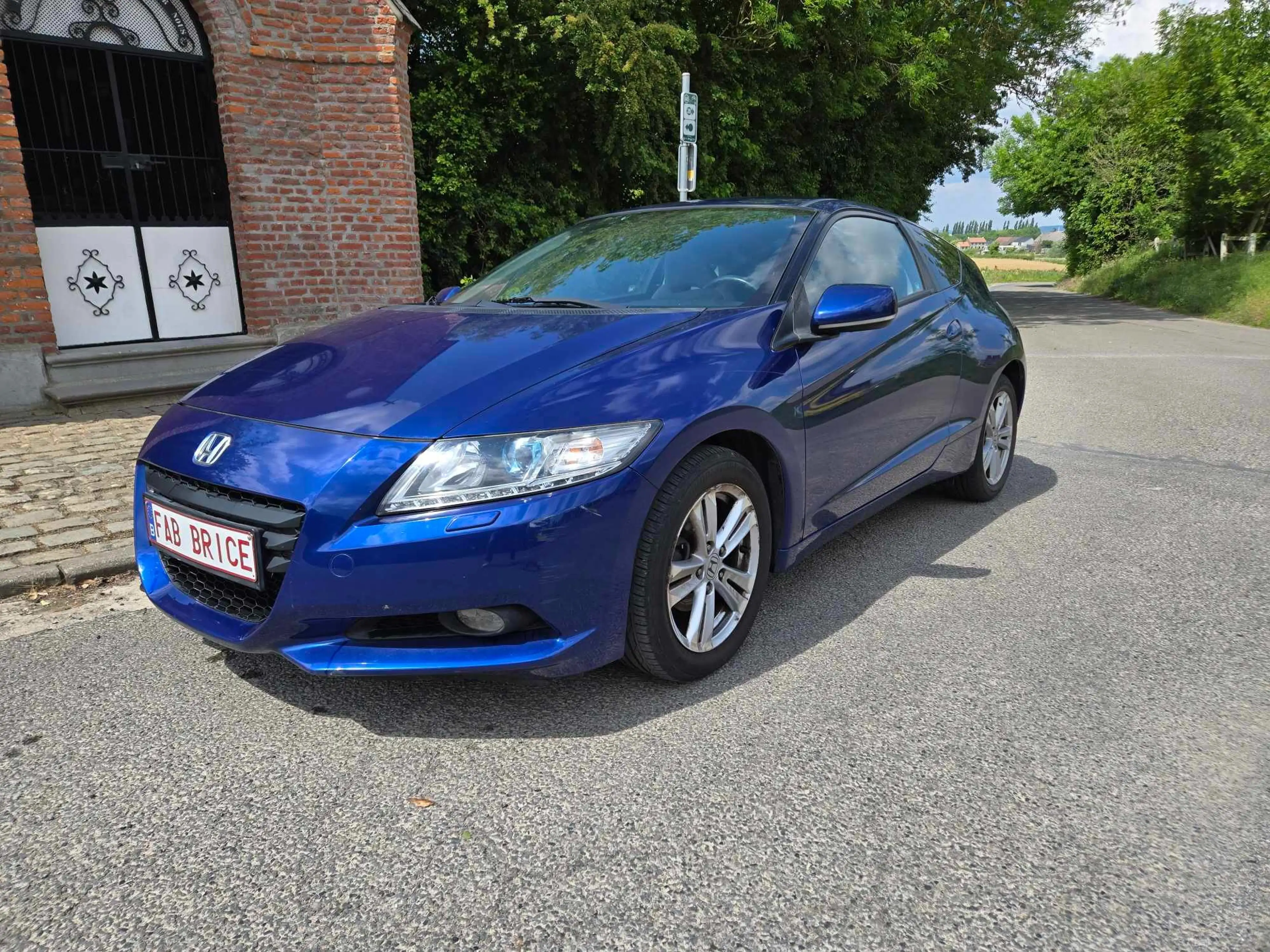 Honda CR-Z 1.5i-VTEC Hybride 78000Km!!! 1er propriétaire — photo 2