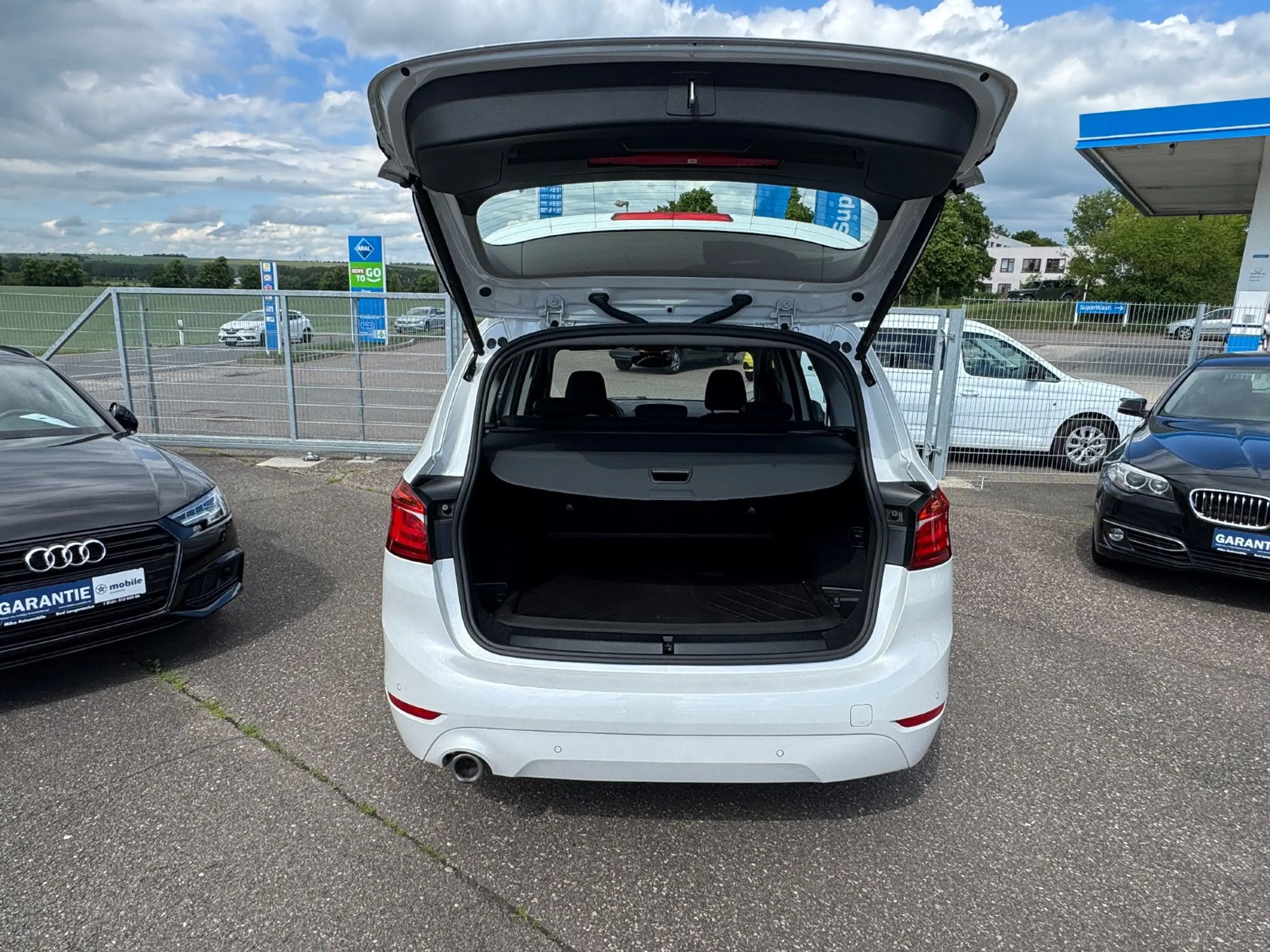BMW 216 2 Gran Tourer NAVI TEMPO SHZ PDC  TÜV/HU/NEU — photo 11