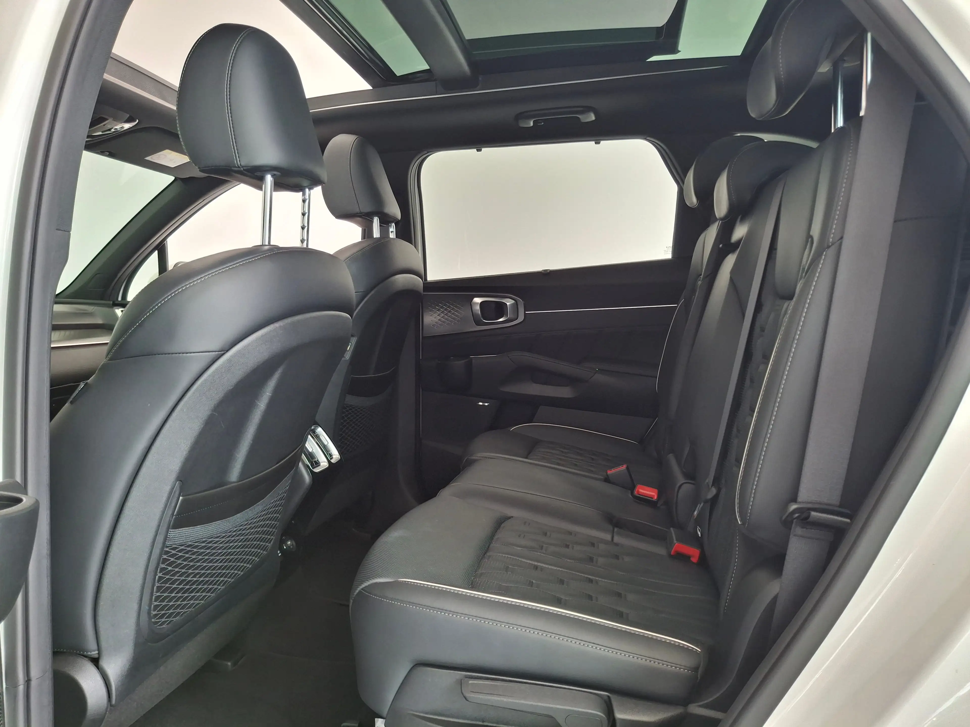 Kia Sorento 1.6 T-GDI Hybrid 2WD ExecutiveLine 7p. PANO LED LE — photo 8