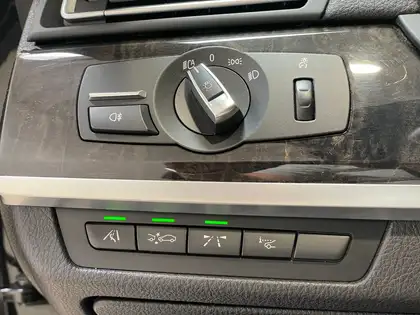 Annonce voiture d'occasion BMW 740 - CARADIZE