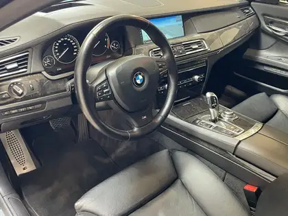Annonce voiture d'occasion BMW 740 - CARADIZE