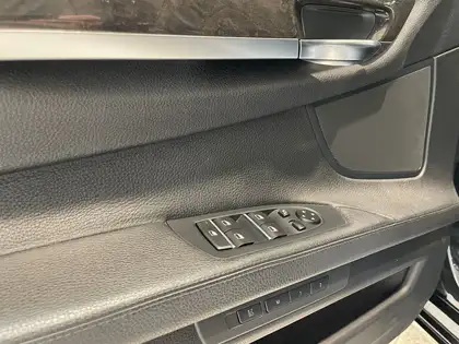 Annonce voiture d'occasion BMW 740 - CARADIZE