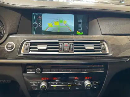 Annonce voiture d'occasion BMW 740 - CARADIZE
