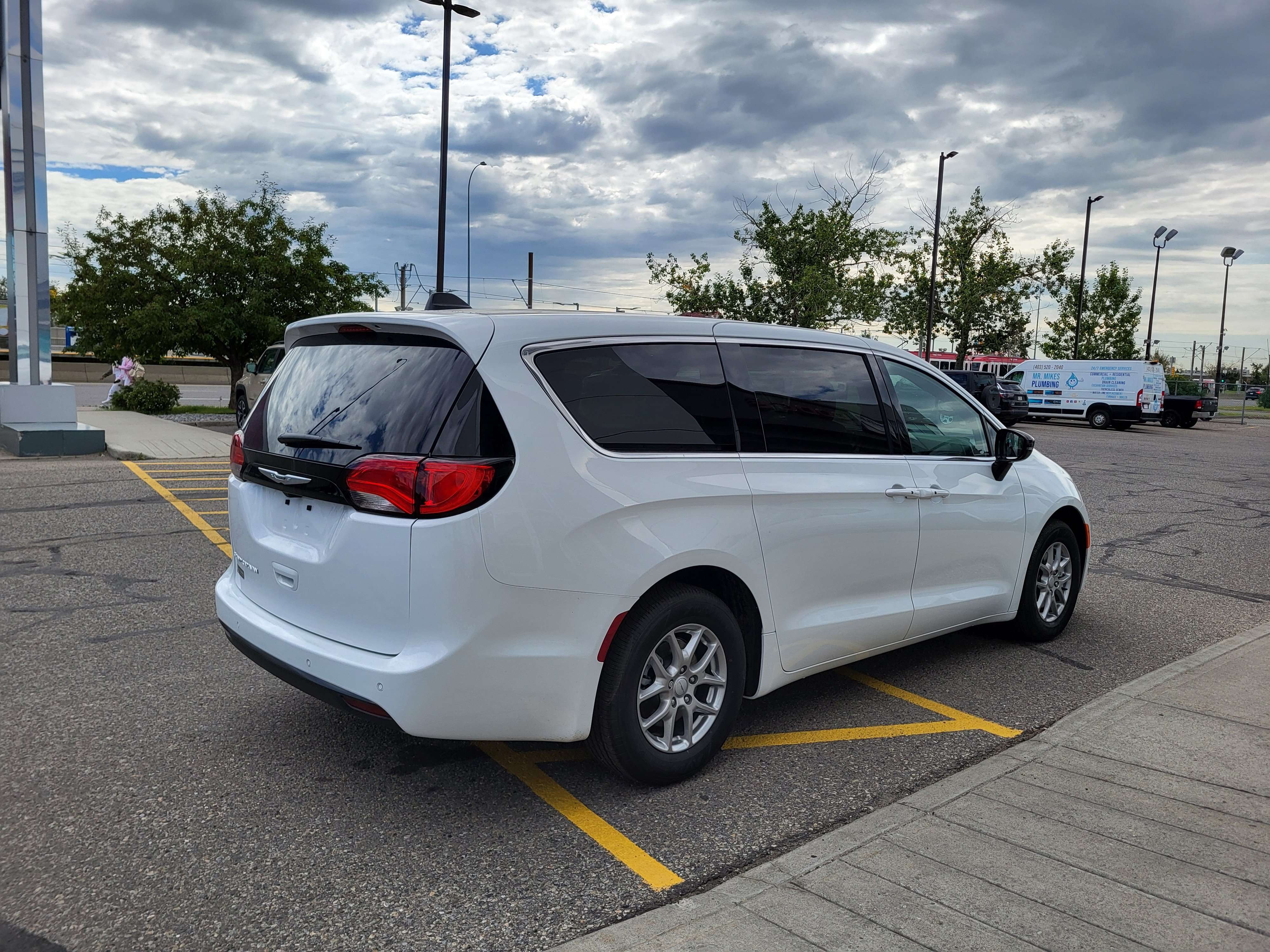 2027 Chrysler Grand Caravan