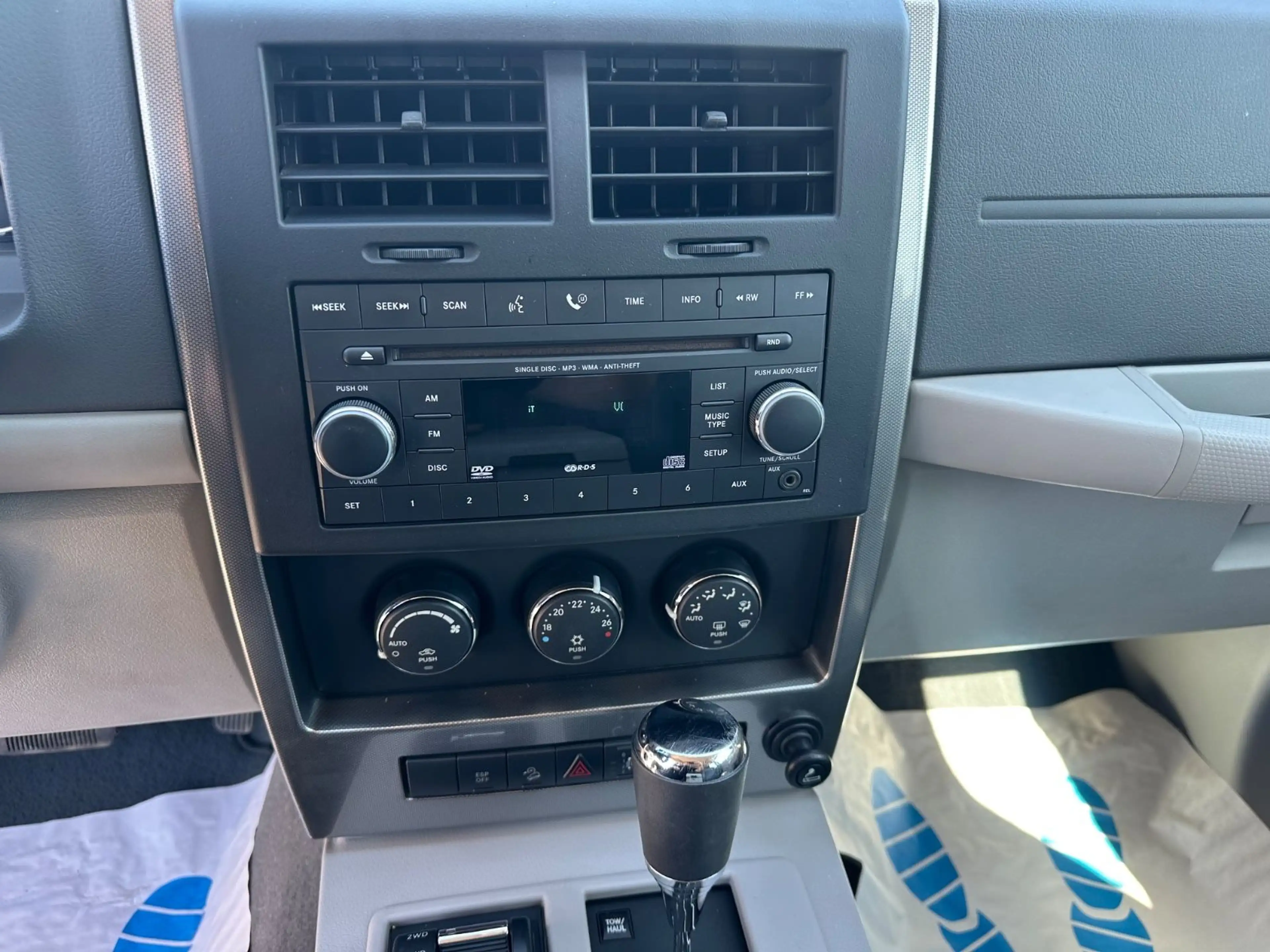 Jeep Cherokee 4x4 3,7L  Leder, Klima, el. Faltdach, — photo 15