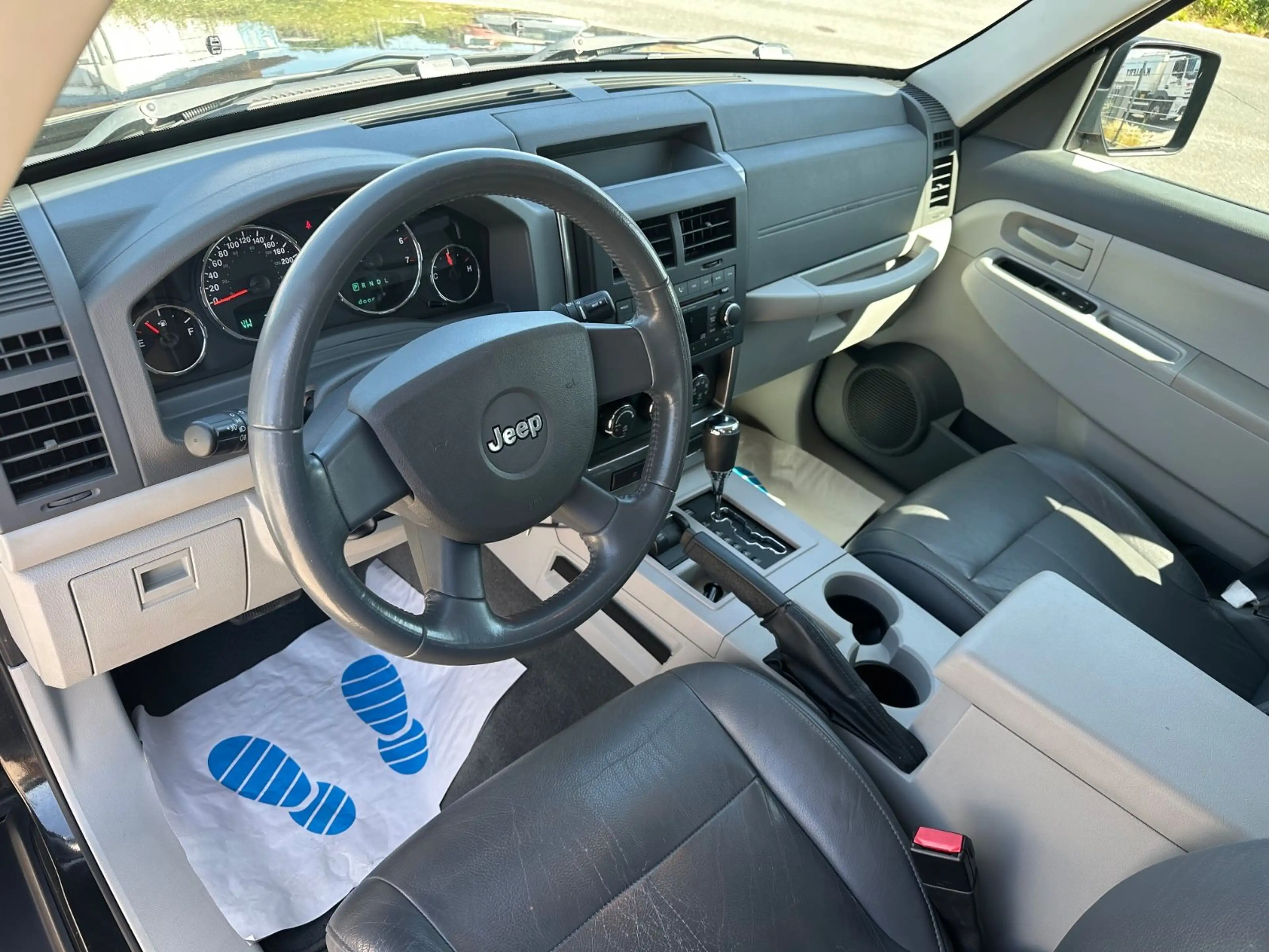 Jeep Cherokee 4x4 3,7L  Leder, Klima, el. Faltdach, — photo 13