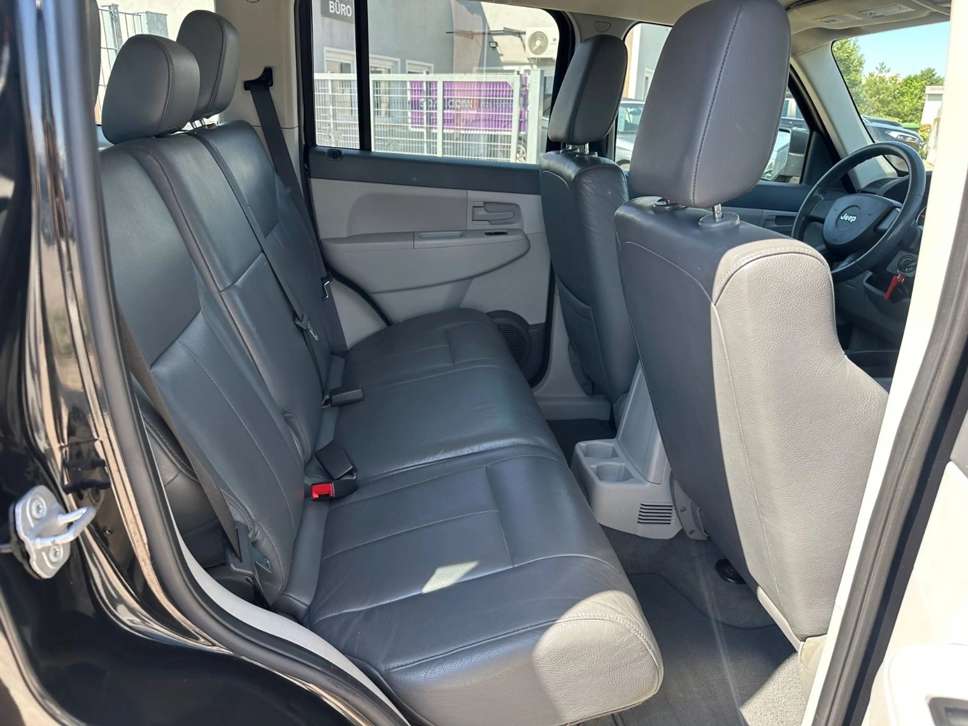 Jeep Cherokee 4x4 3,7L  Leder, Klima, el. Faltdach, — photo 12