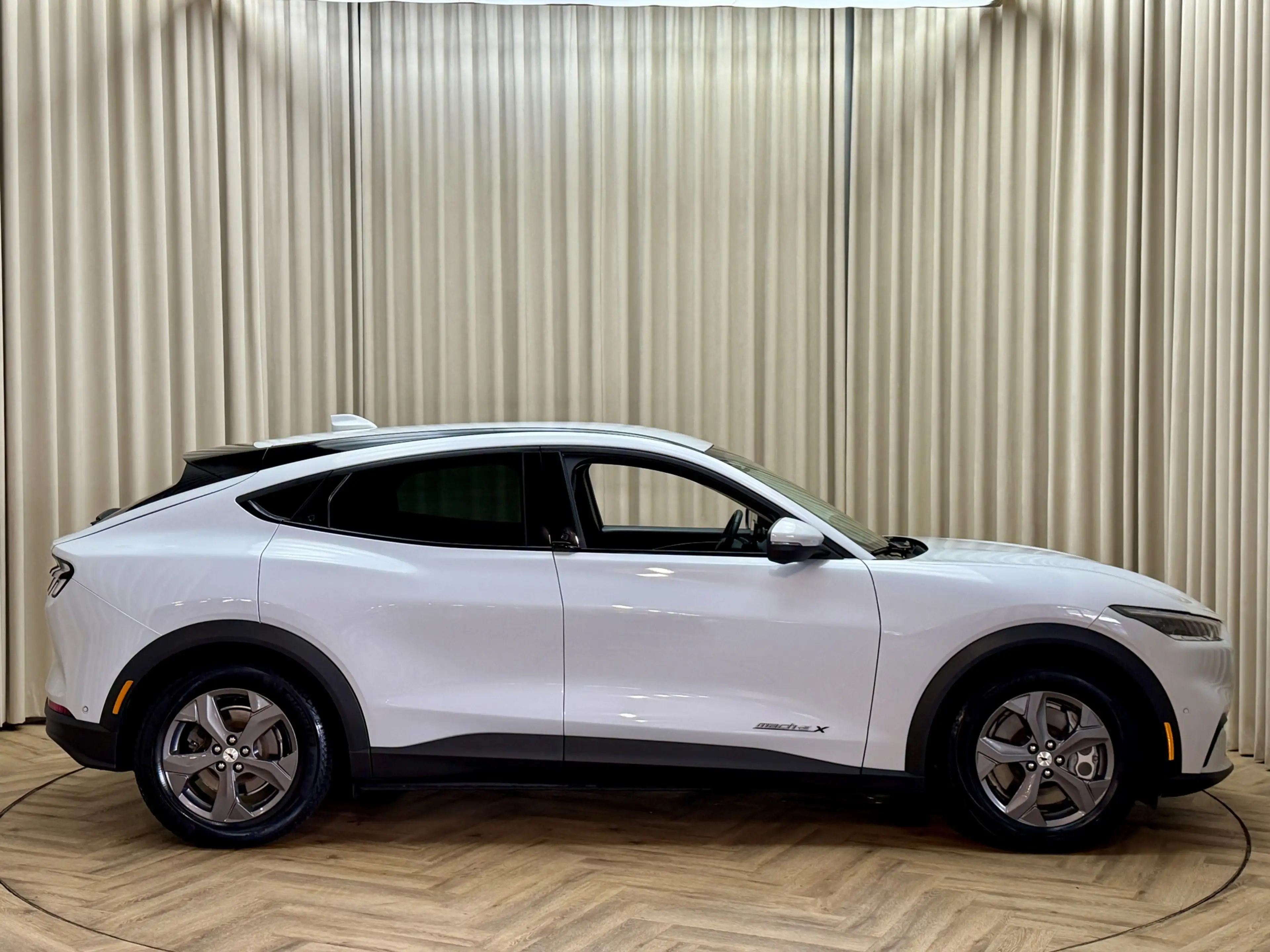 Ford Mustang Mach-E Extended RWD 98 kWh Org.NL! / Leder / B&O / Stoel/ — photo 22
