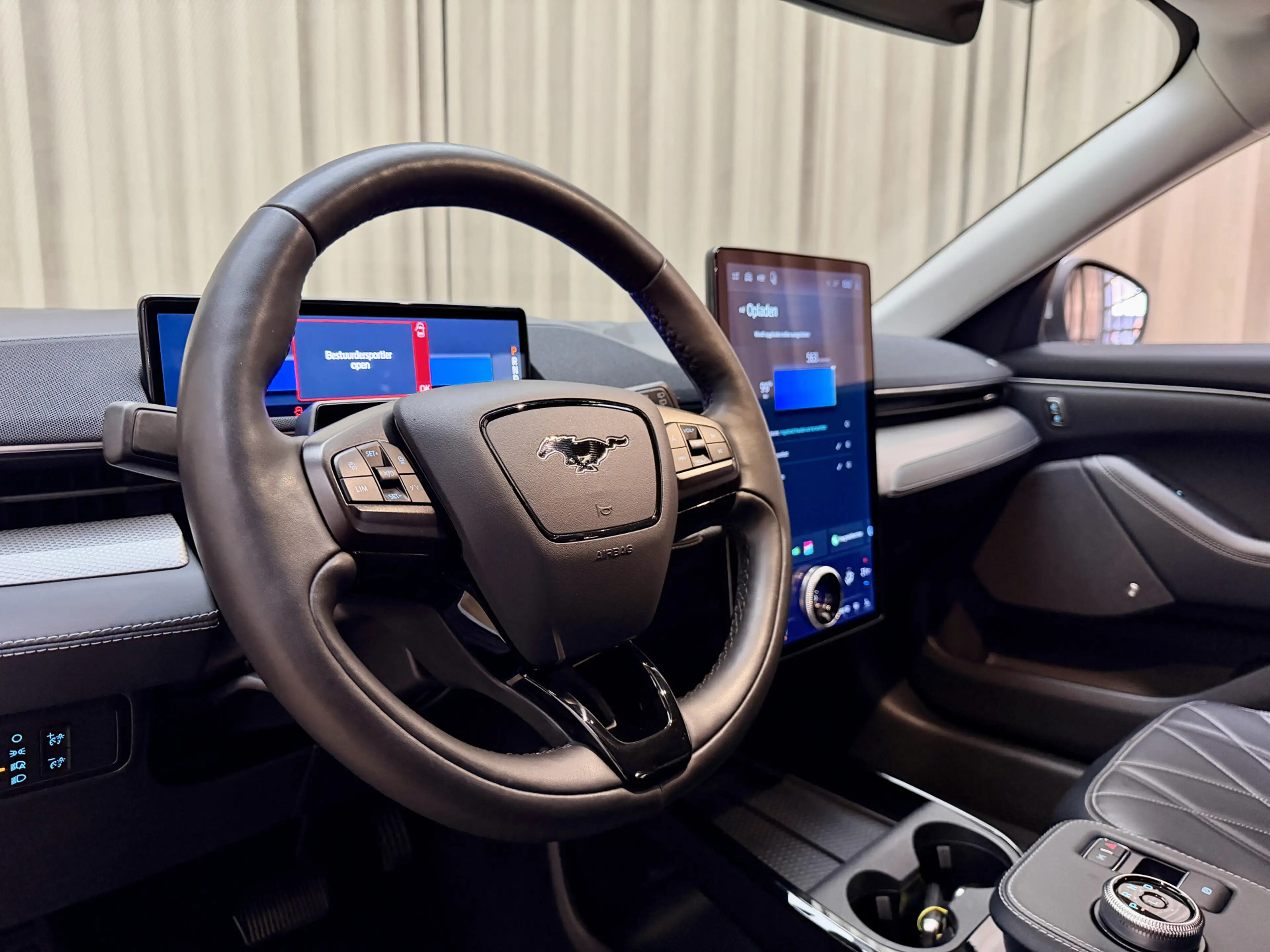 Ford Mustang Mach-E Extended RWD 98 kWh Org.NL! / Leder / B&O / Stoel/ — photo 8