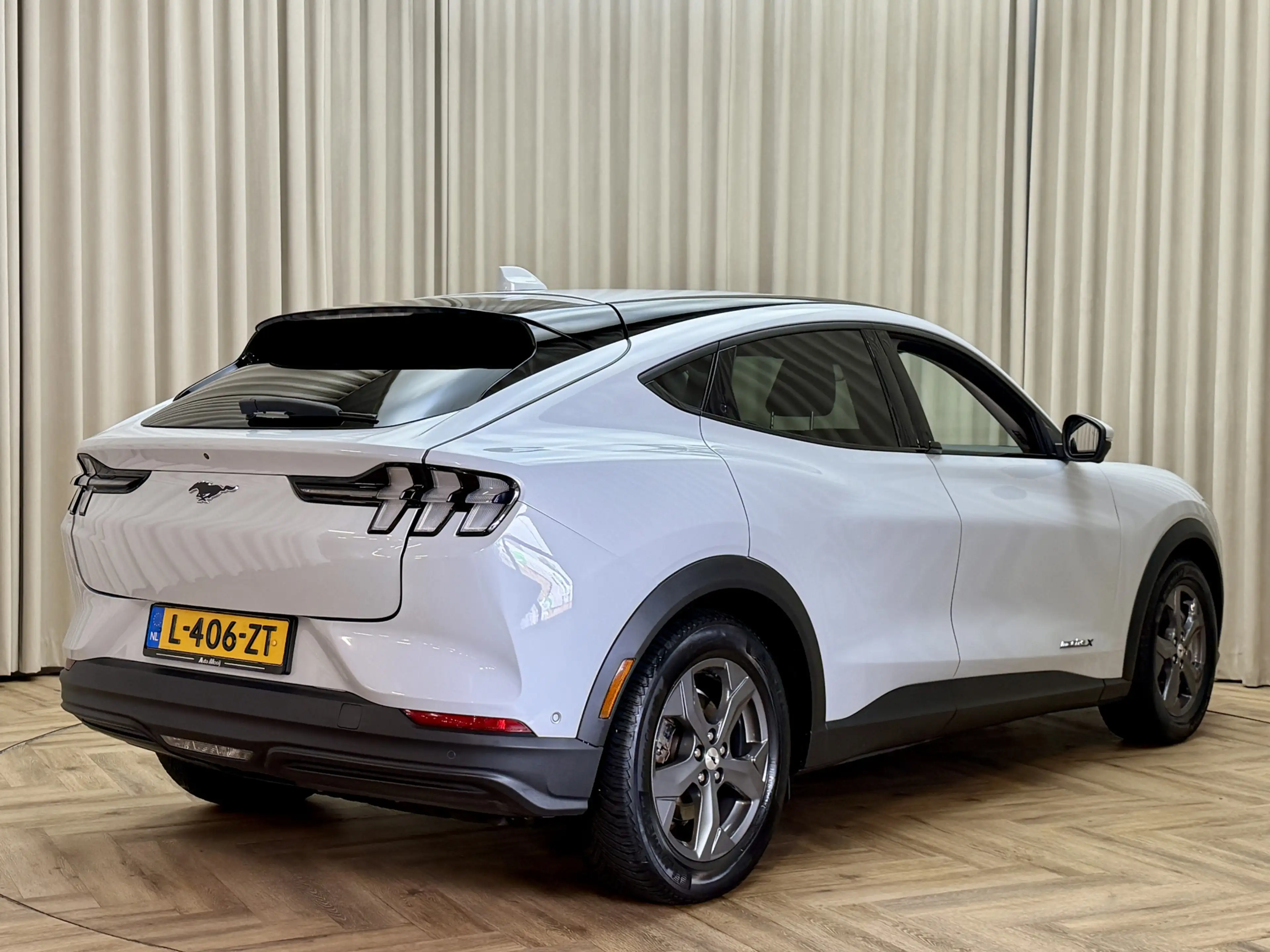 Ford Mustang Mach-E Extended RWD 98 kWh Org.NL! / Leder / B&O / Stoel/ — photo 23