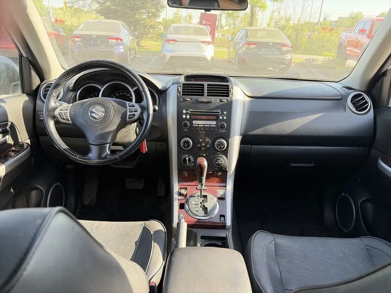 Suzuki Grand Vitara снимка Suzuki Grand Vitara