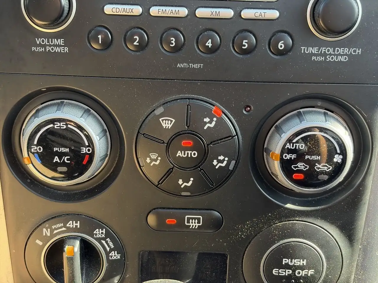 Suzuki Grand Vitara снимка Suzuki Grand Vitara