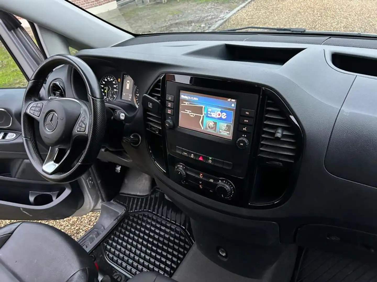 Mercedes-Benz Vito 114 CDI Fourgon Long Gris - 2