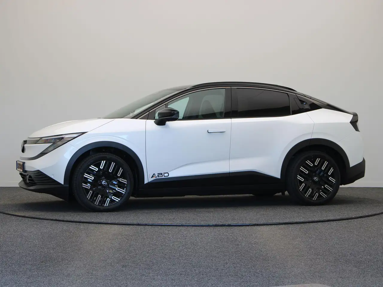 Nissan Leaf 2026 — фото 12