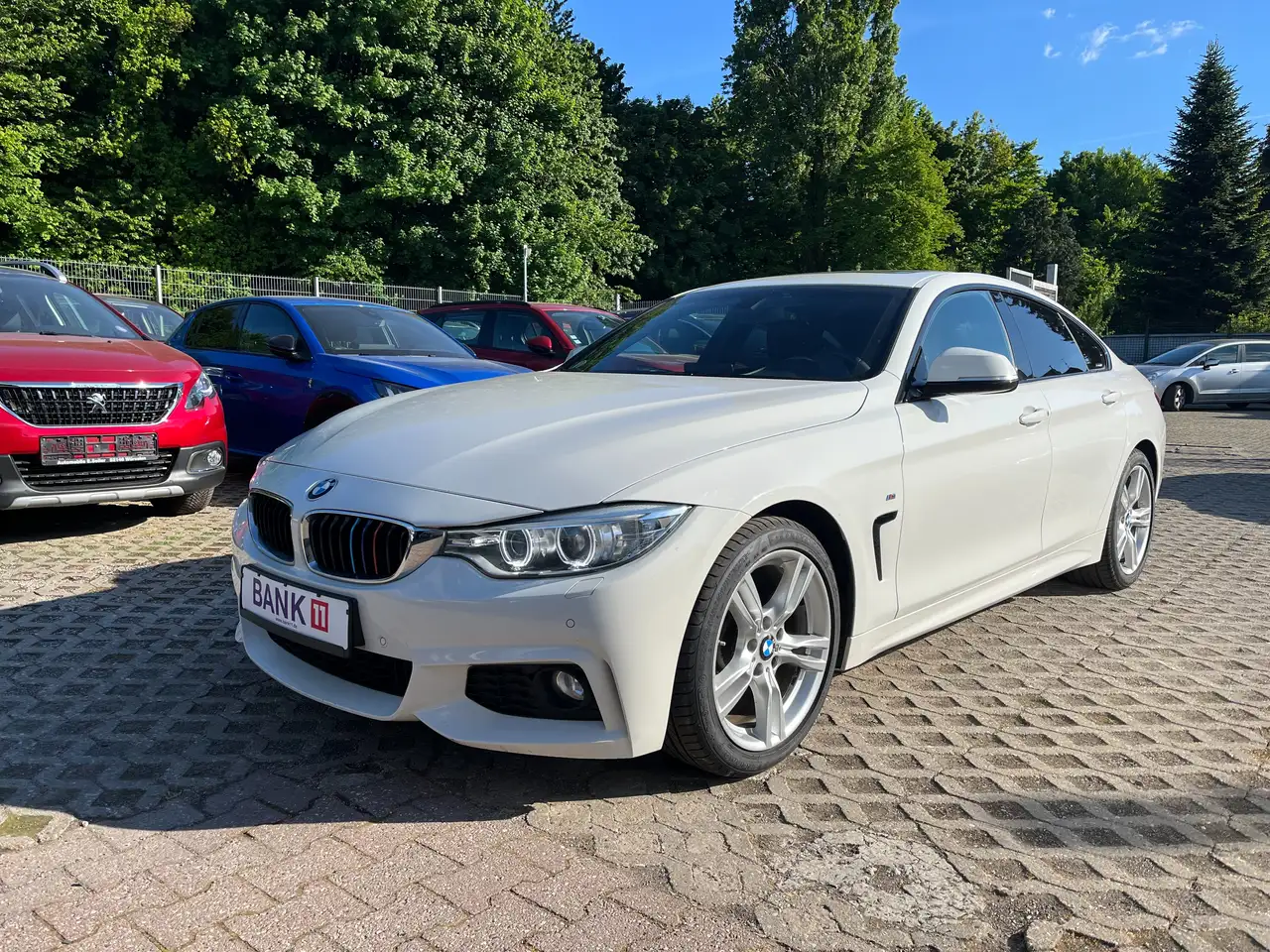 BMW 418