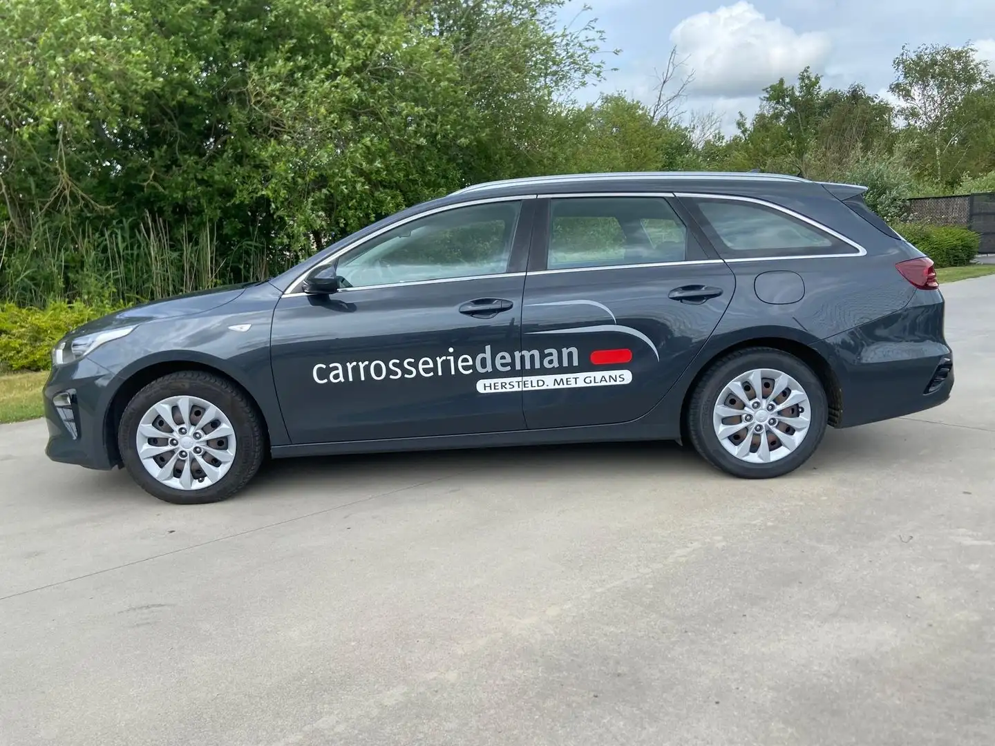 Kia Ceed SW / cee'd SW Ceed 1.4i SW GPS, Camera, parkeersensor A Grijs - 2
