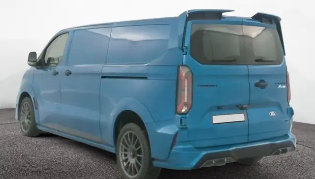Ford Transit Custom view 3