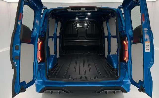 Ford Transit Custom view 6