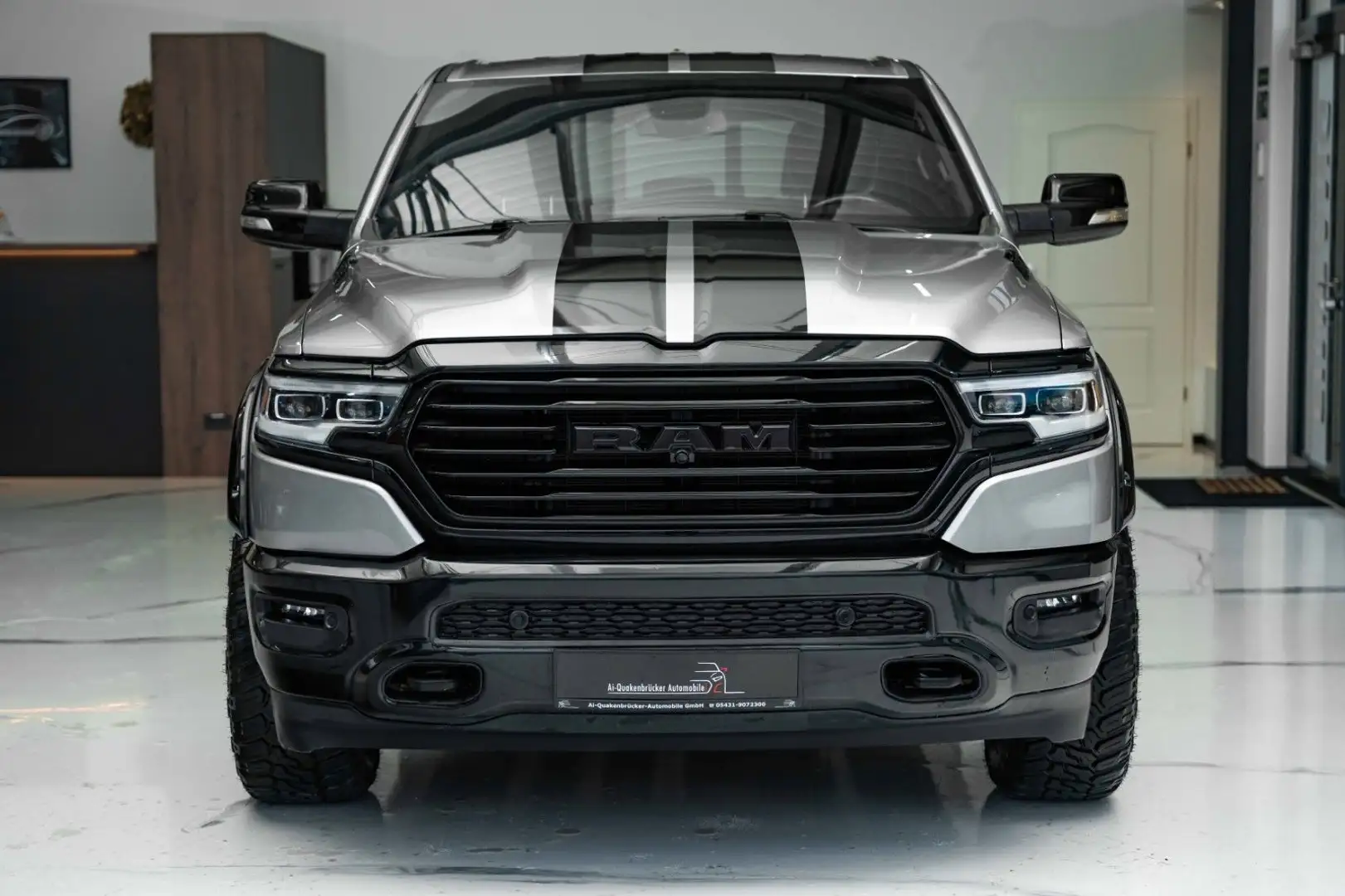 Dodge RAM 5,7 Limited LED/PANO/SPUR/VOLL Grey - 2