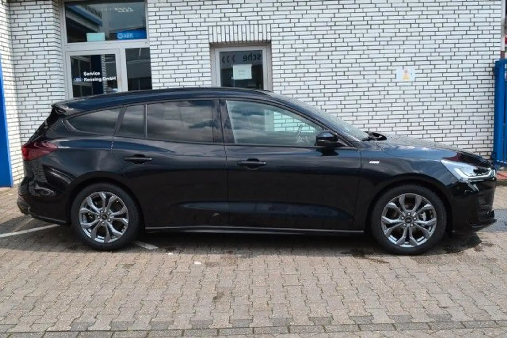 Ford Focus Turn ST-Line Aut. Kamera e.Heckklappe Schwarz - 2