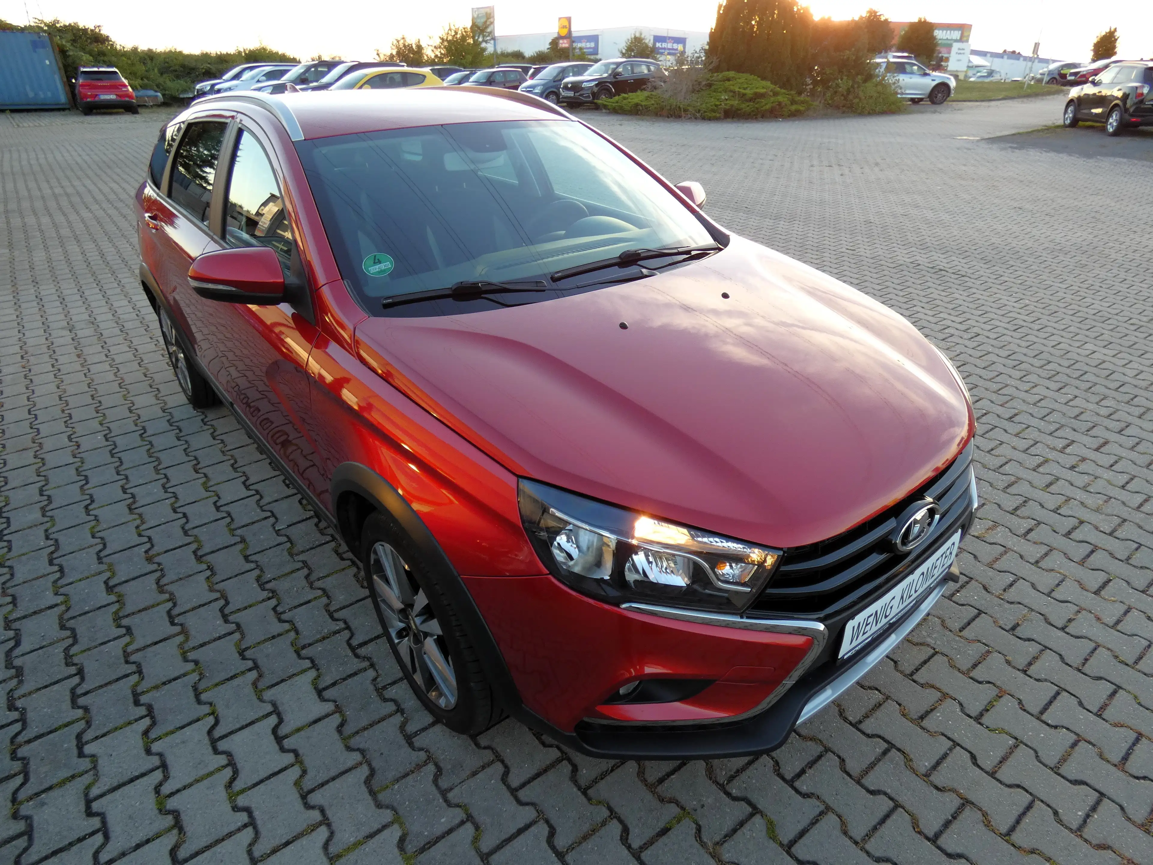 Lada Vesta SW Cross Luxus 1,6 Navi, 17" Alu, WR, PDC, TOP — photo 5