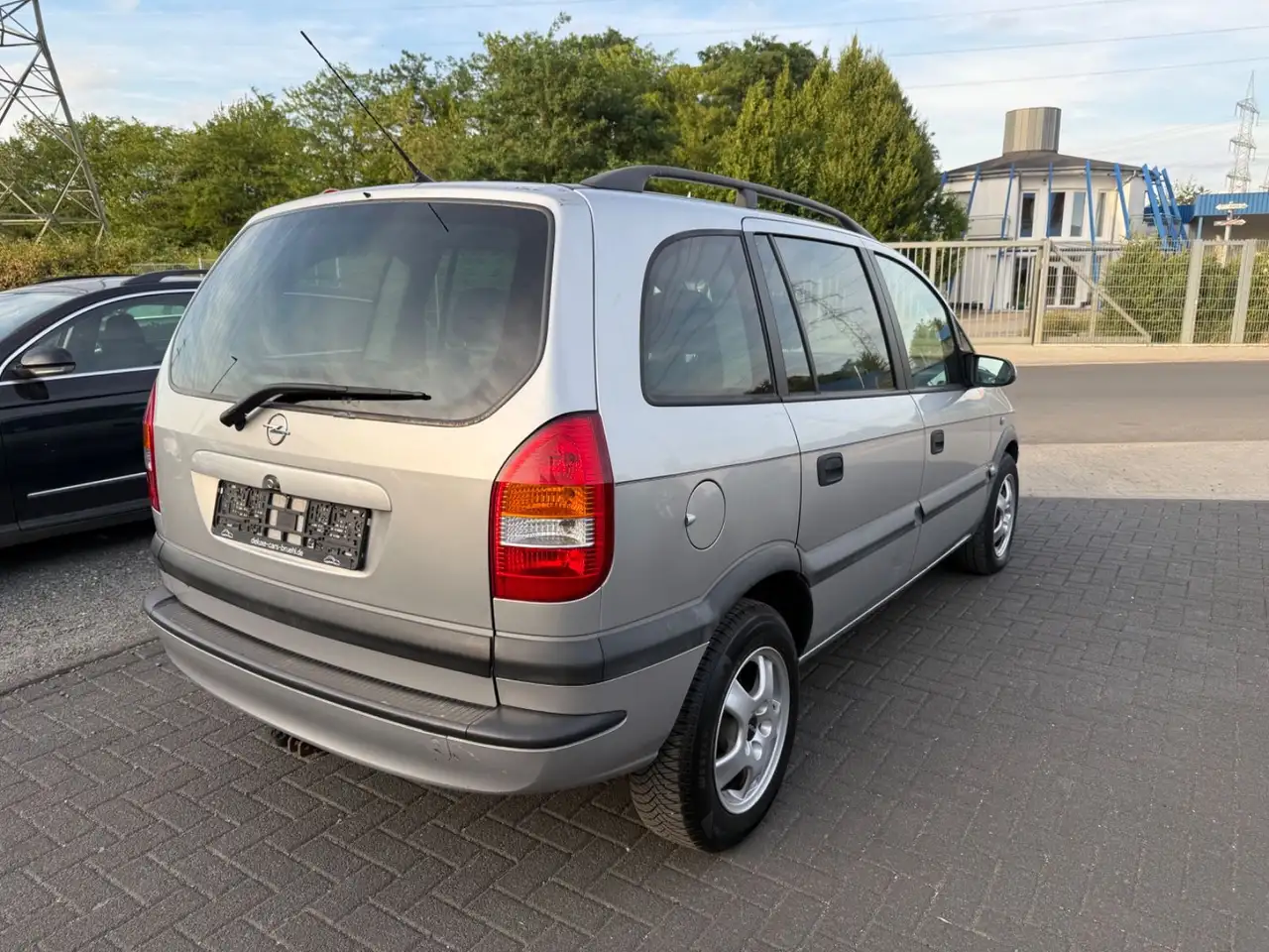 Opel Zafira 1.8 16V Edition /Klima / 7 Sitzer /, foto 4