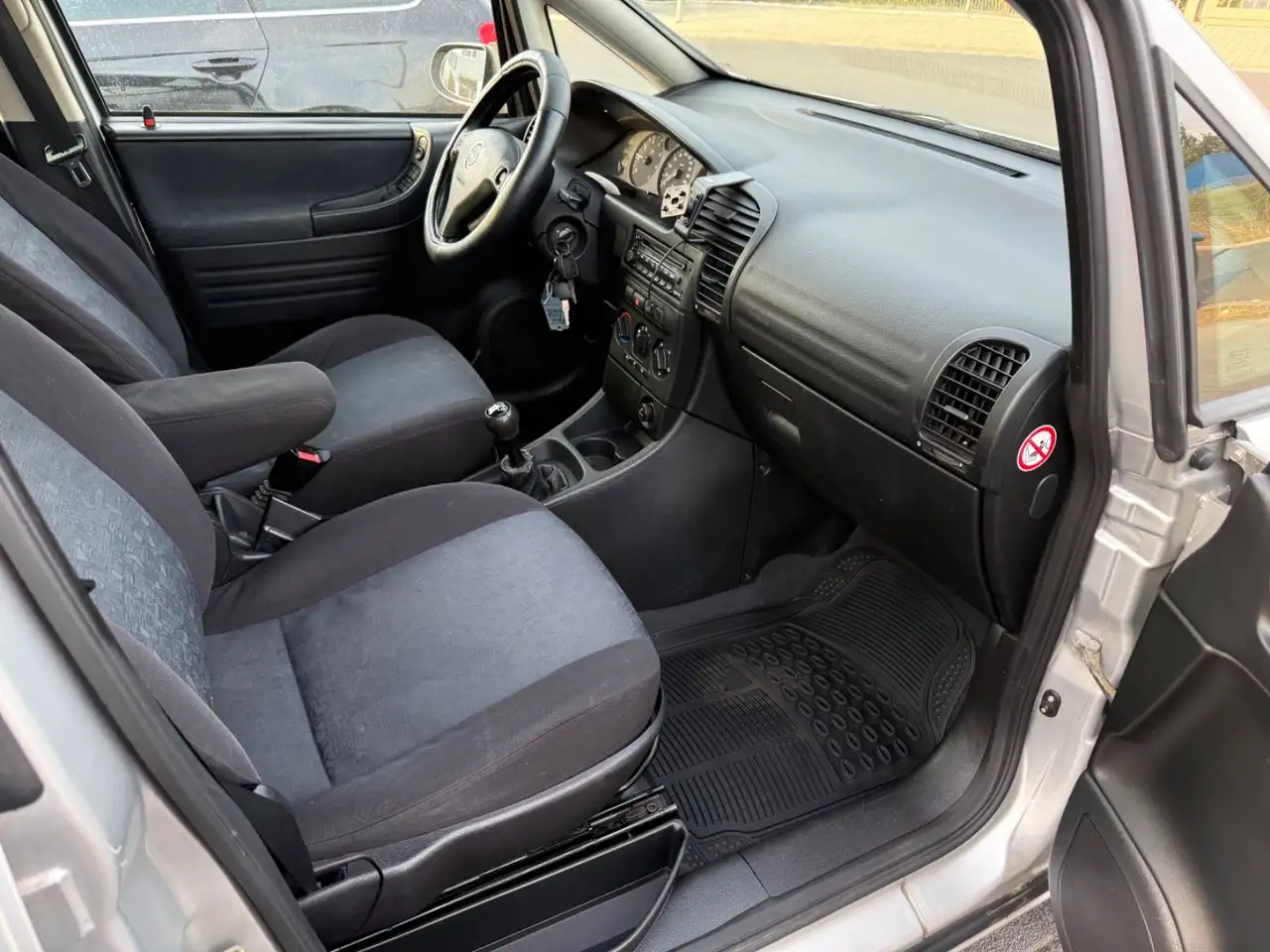 Opel Zafira 1.8 16V Edition /Klima / 7 Sitzer /, foto 6