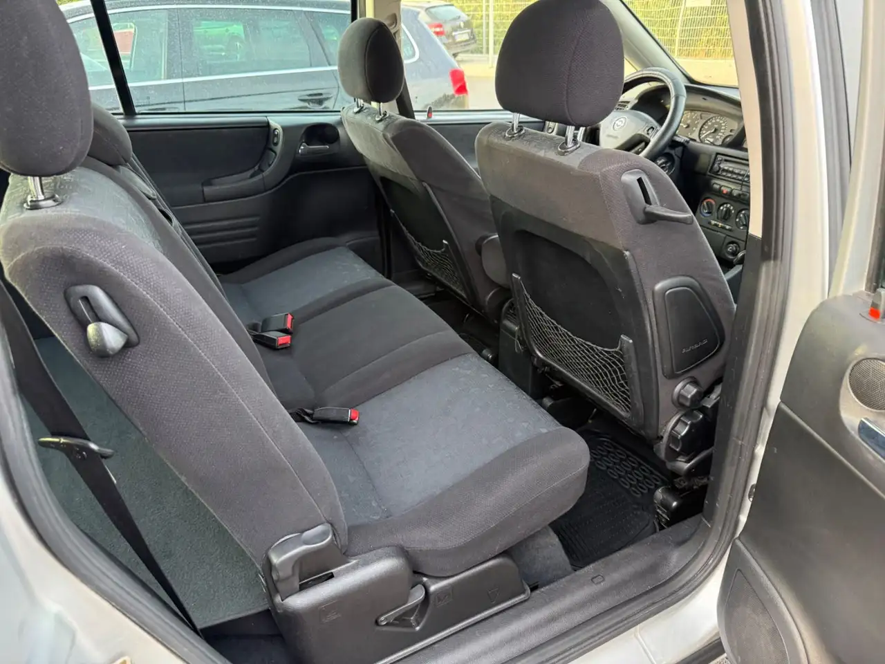 Opel Zafira 1.8 16V Edition /Klima / 7 Sitzer /, foto 7