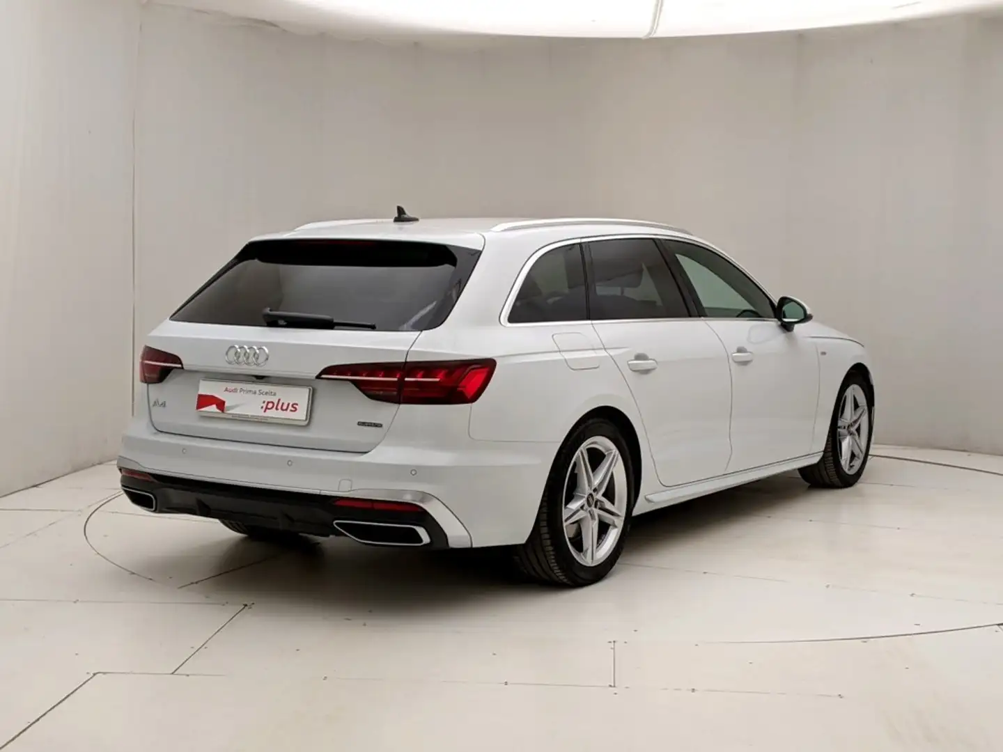 Audi A4 Avant 40 2.0 tdi mhev S line edition quattro 204cv Bianco - 2