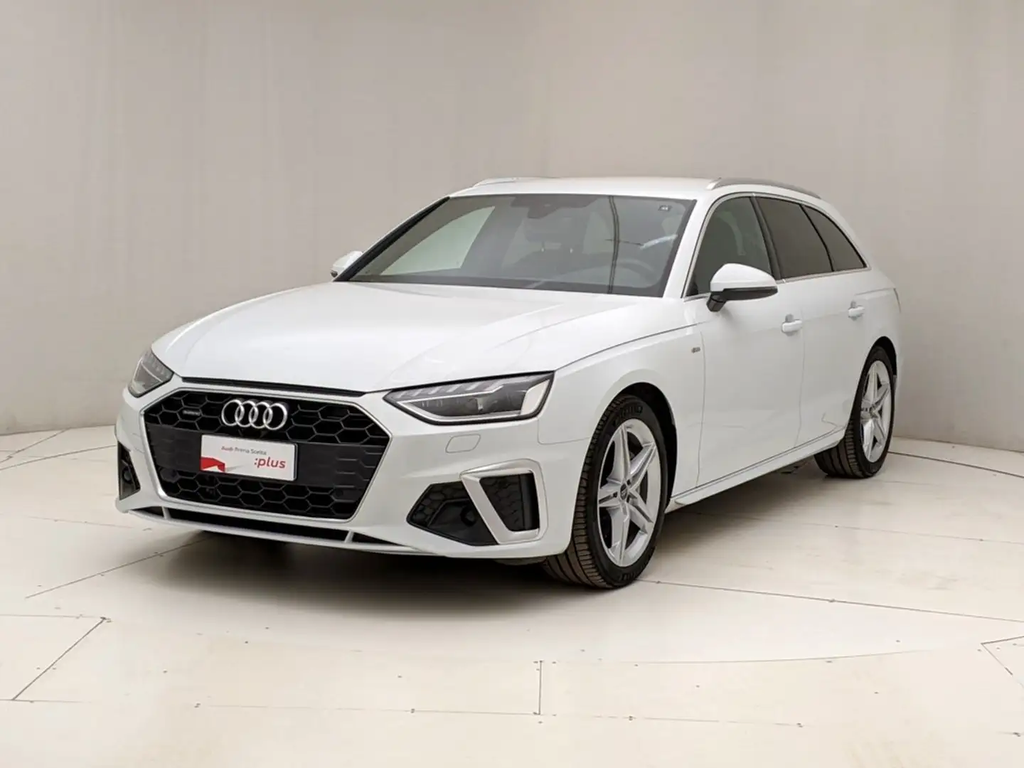 Audi A4 Avant 40 2.0 tdi mhev S line edition quattro 204cv Bianco - 1