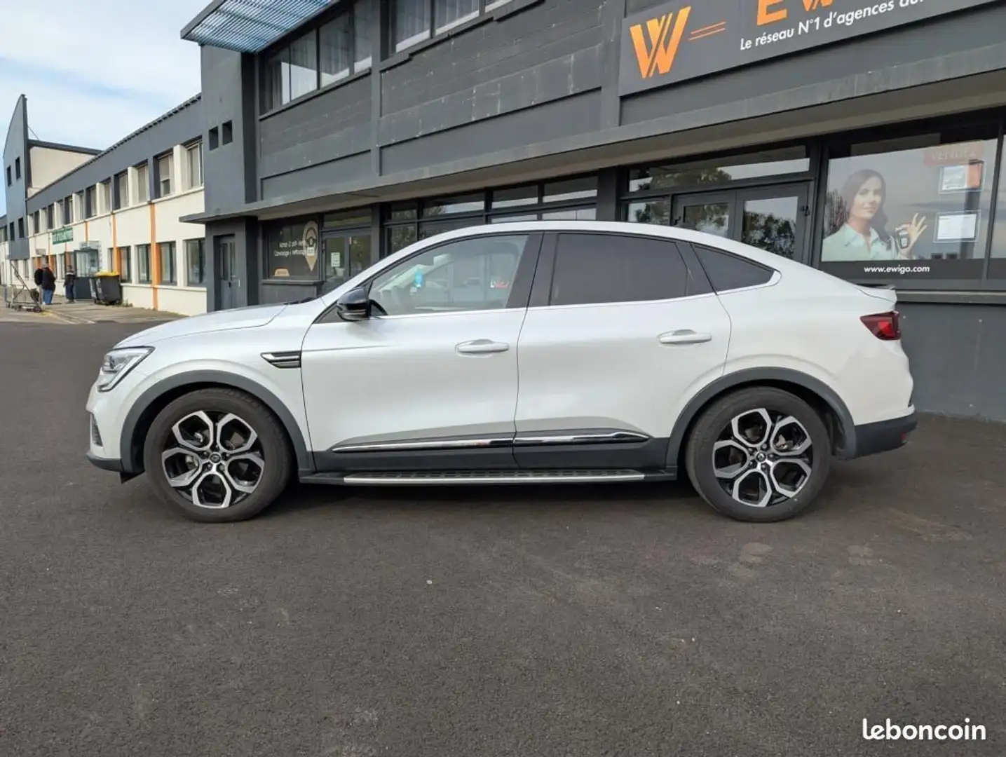 Renault Arkana INTENS 1.6 E-TECH 145CH FULL-HYBRID 1.2KWH BVA Blanc - 2