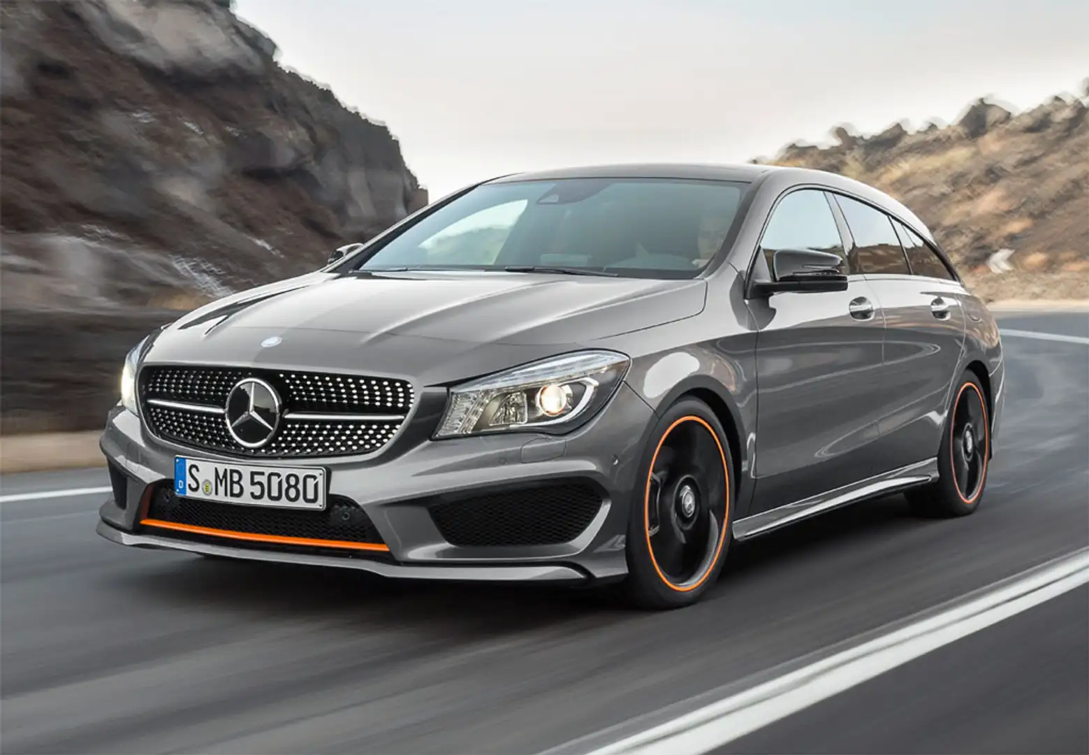 Mercedes-Benz CLA 180 Shooting Brake Weiß - 1