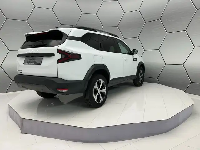 Dacia Bigster view 5
