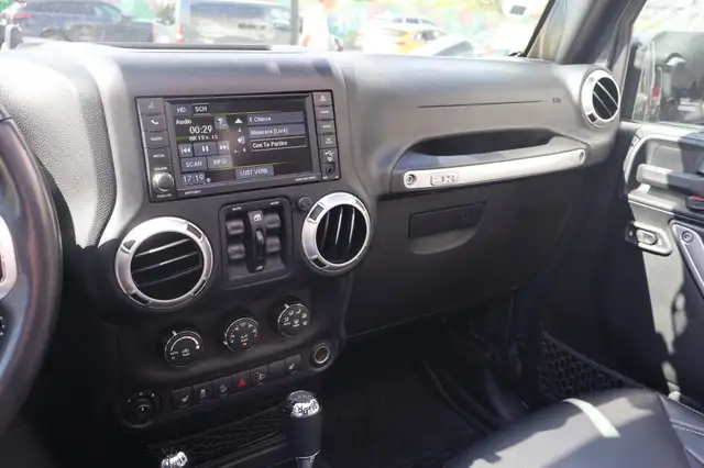 Jeep Wrangler view 15
