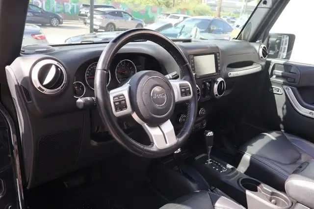 Jeep Wrangler view 10