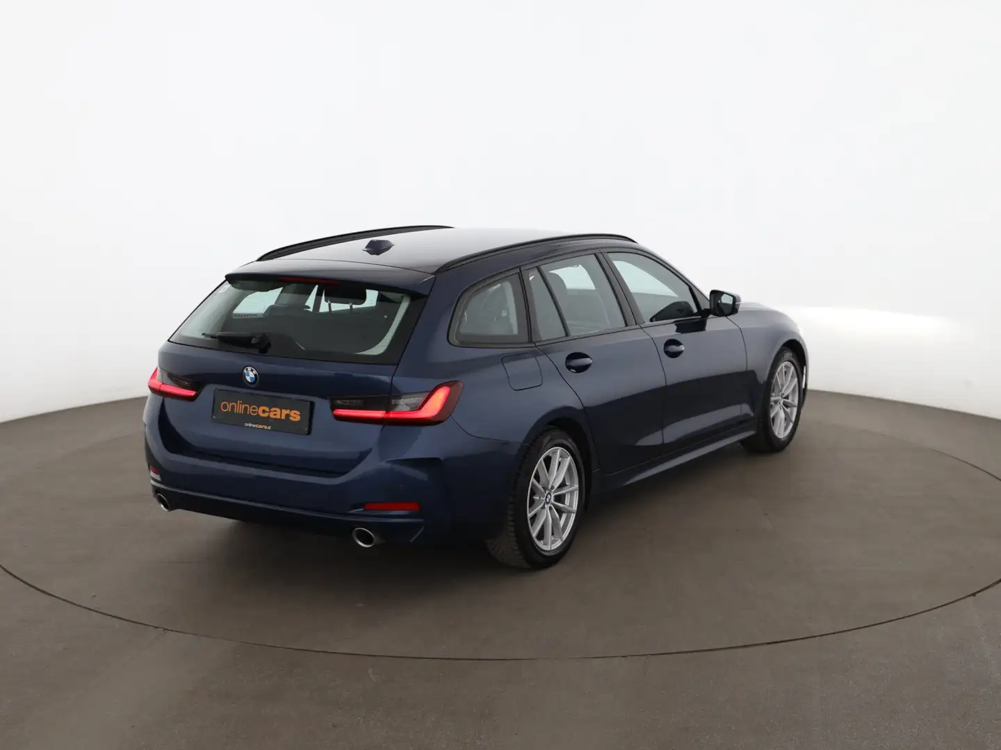 BMW 318 d Touring Aut LED NAVI SITZHZG TEMP ASSIST Blau - 2
