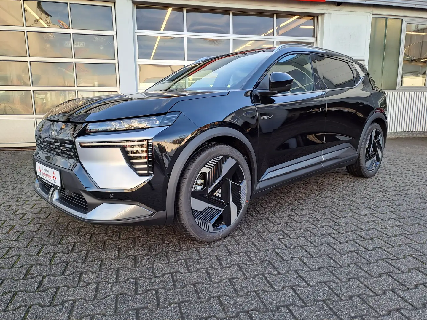Mitsubishi Eclipse Cross Diamant TOP Luxury-Paket 87 kWh Schwarz - 2
