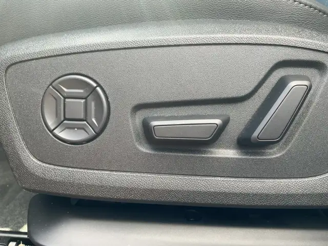 Audi Q6 E-Tron view 18
