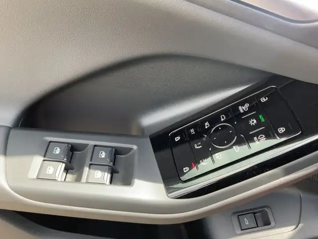 Audi Q6 E-Tron view 17