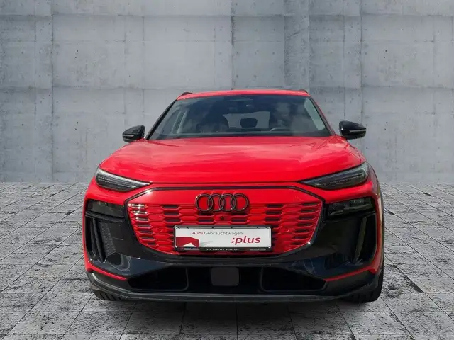 Audi Q6 E-Tron view 3