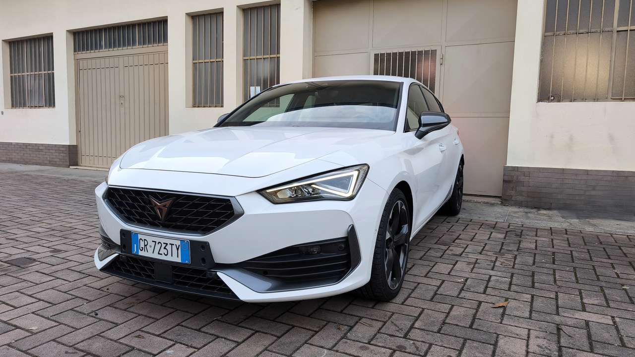 CUPRA Leon Leon 1.5 hybrid 150cv dsg