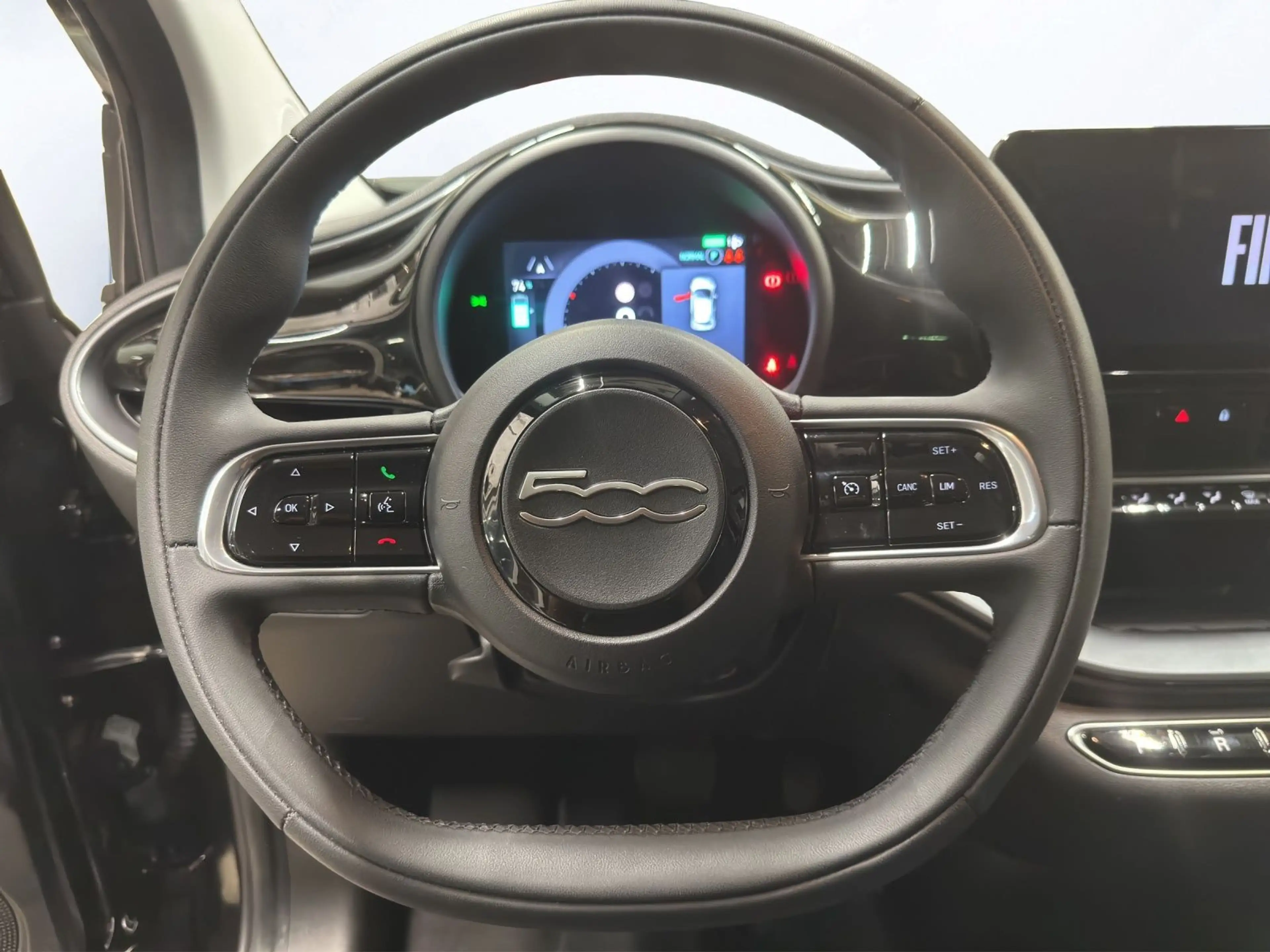 Fiat 500e *ALU*CARPLAY*KLIMA* — photo 11