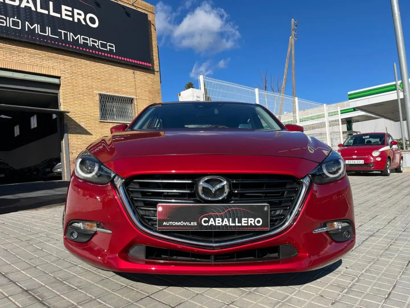 Mazda 3 2.0 Luxury 88kW Rouge - 2