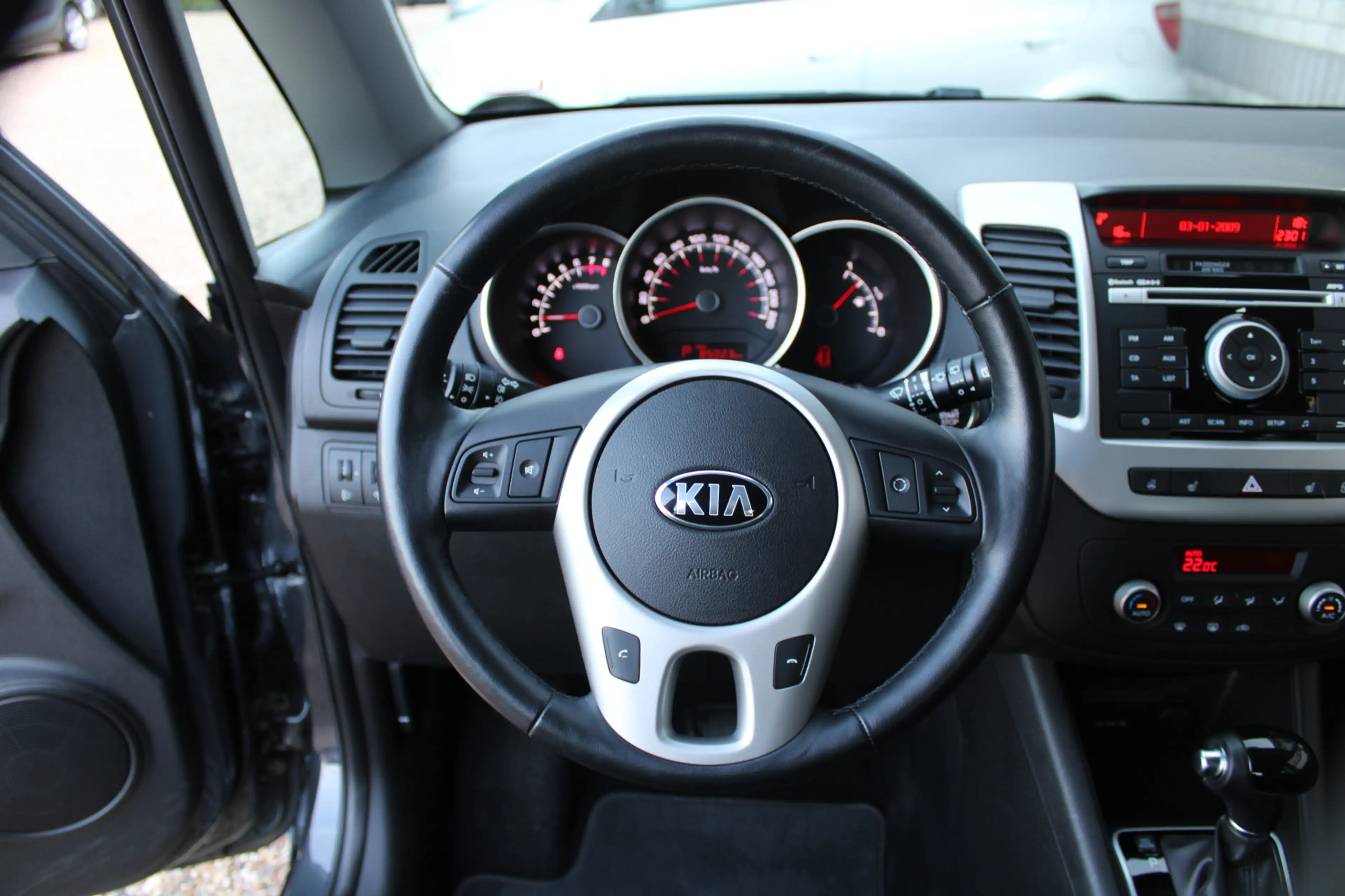 Kia Venga 1.6 CVVT Dream team edition Automaat trekh. hoge i — photo 15
