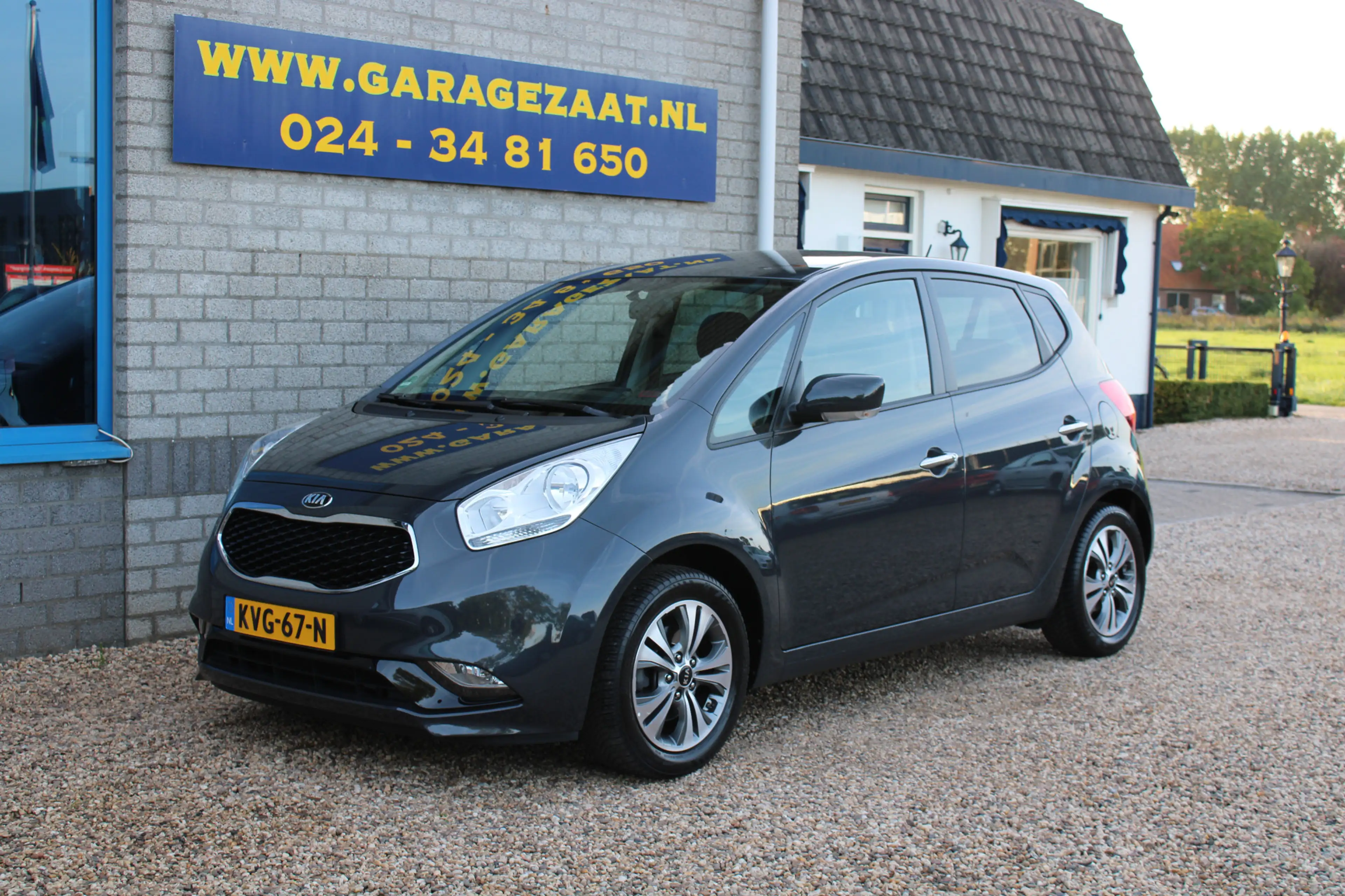 Kia Venga 1.6 CVVT Dream team edition Automaat trekh. hoge i — photo 9