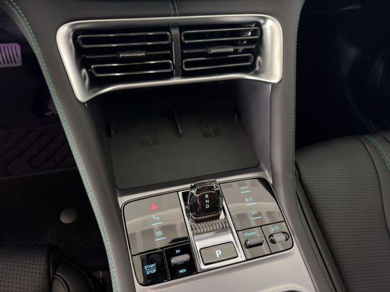 BYD Seal U DM-i Boost /360°/HUD/SHZ/PANO-DA/19Z/ 160 kW (2... — photo 15