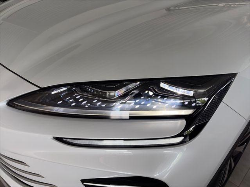 BYD Seal U DM-i Boost /360°/HUD/SHZ/PANO-DA/19Z/ 160 kW (2... — photo 14