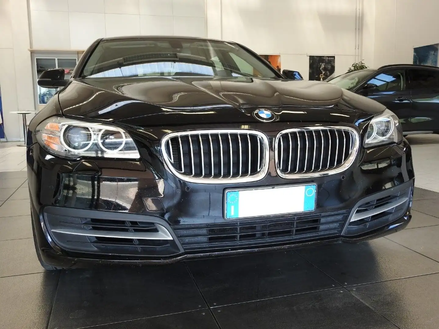 BMW 520 d xDrive Touring Modern SW 4X4 E6 *GARANZIA* Noir - 1