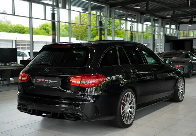 Mercedes-Benz C 63 Amg view 7